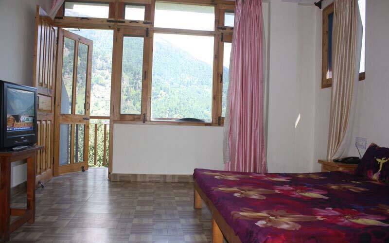 Sarthak Bed & Breakfast, Manali 3